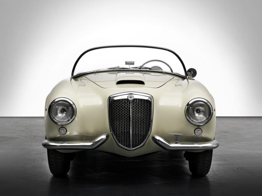  Lancia Aurelia GT Convertible 1954 года  (фото 40 из 42)
